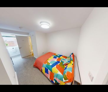 Room in a Shared Flat, North Sherwood St, NG1 - Photo 5