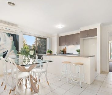 Beautifully Maintained 3-Bedroom Home in Prime Pakenham Location! - Photo 3