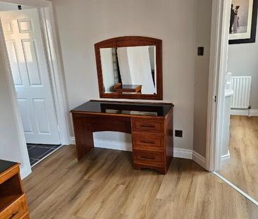 22 Wellington Park Avenue, Belfast, BT9 6DT - Photo 2