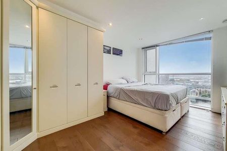 Western Gateway, Coral Apartments, E16 - Photo 3