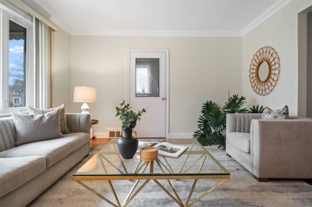 For Lease - 59 Brookview Drive, Toronto, Ontario - Photo 4