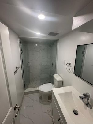 For Lease - 132 Don Mor Drive Unit# Lower Level, Newmarket, Ontario - Photo 1