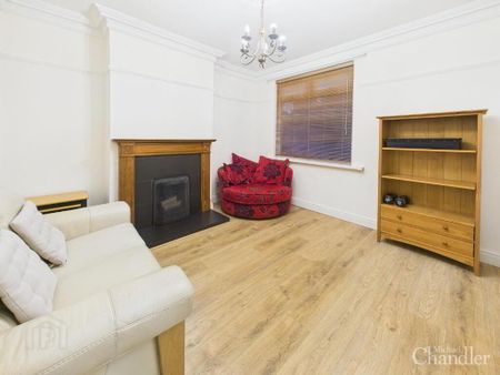 29 Kingsberry Park, Belfast, BT6 0HT - Photo 2