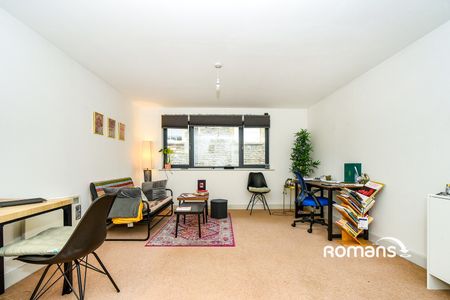 1 bedroom apartment to rent - Photo 2