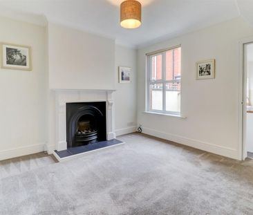 Grove Place, Leamington Spa - Photo 1