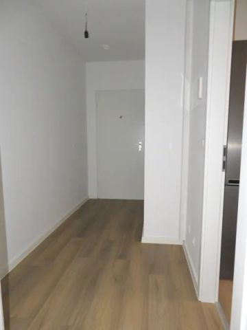 Gemütliche Wohnung mit Balkon und Küche - Photo 4