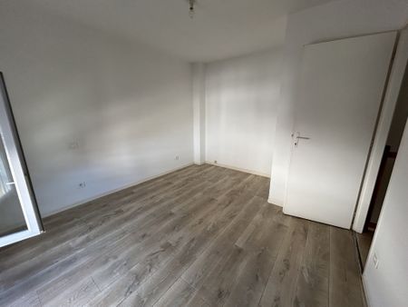 Location Appartement 3 pièces 56m² HAGETMAU 40700 - Photo 5