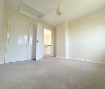 3 bedroom detached house to rent - Photo 3