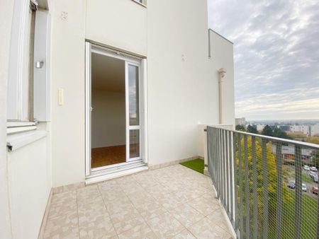 JOLI F3 AVEC BALCON DANS RESIDENCE SECURISEE - Photo 2