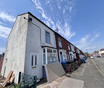 2 bedroom end of terrace house to rent - Photo 5