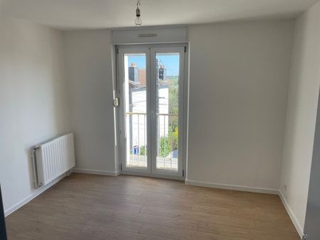 Appartement 3 pièces à - Photo 2