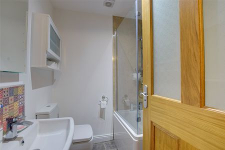 7, Teesdale House, Galgate, Barnard Castle, Durham, DL12 8EZ - Photo 5