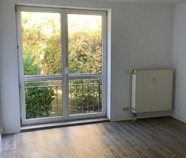 Ansprechende 4-Zimmer-Wohnung mit Balkon und offenen Küchenbereich ... - Photo 3