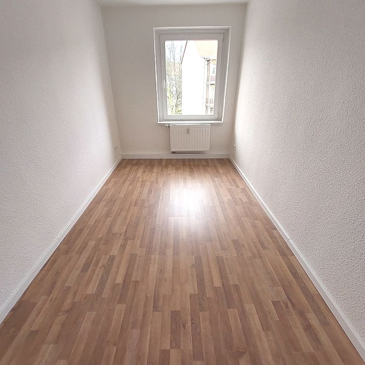 Dreizimmerwohnung in grüner und ruhiger Lage von Kamenz! Mit Balkon! - Photo 1