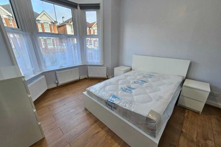 Morris Road, SOUTHAMPTON - Photo 5