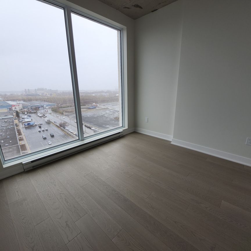 5605 Avenue Pierre-De Coubertin, #1113 - Photo 1