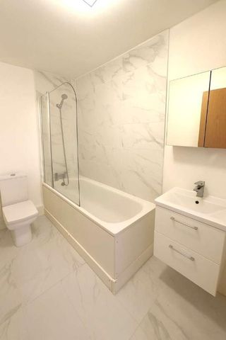 Packington Street, Angel, N1 - Photo 4