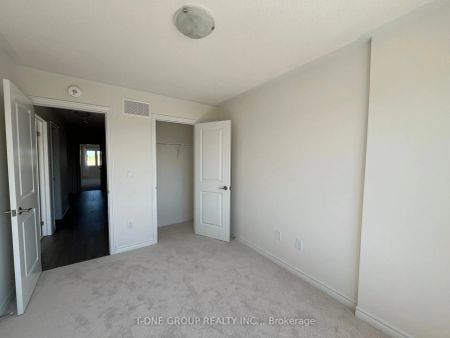 Property For Lease | S9295021 - Photo 5