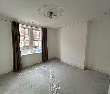 2 bed lower flat to rent in NE8 - Photo 6