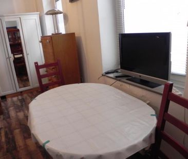 Möbliertes Apartment für 1-2 Personen, city - Photo 2