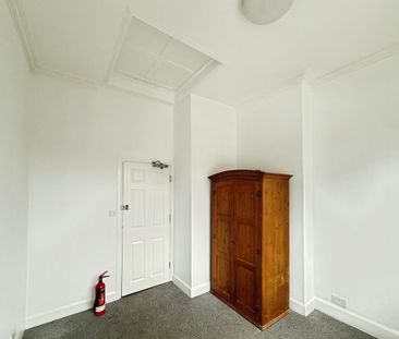 1 bedroom in a house share to rent - Photo 6