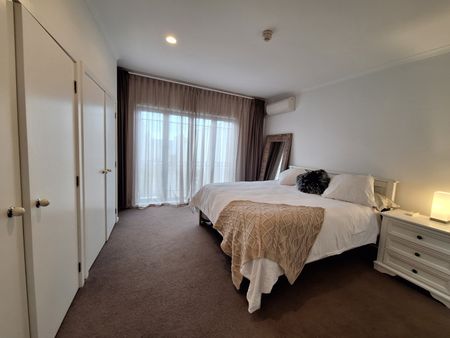 Furnished Parnell Townhouse - Photo 5