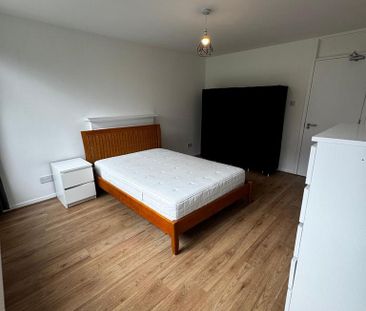 1 bedroom detached house to rent - Photo 5