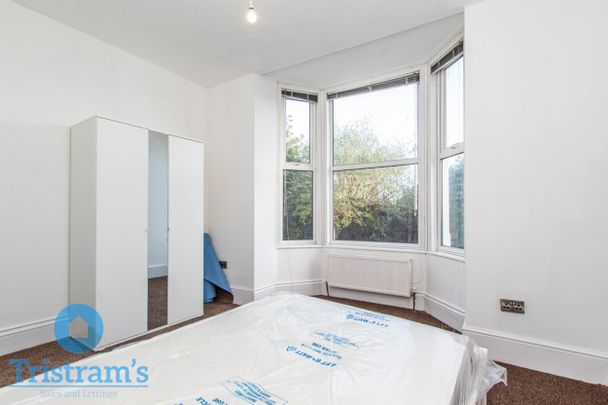 2 bed Apartment for Rent - Photo 1