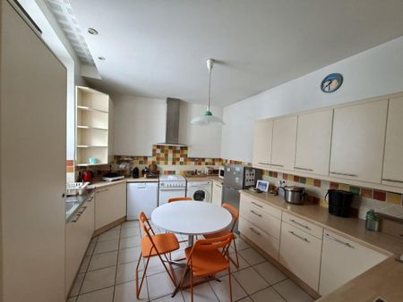 Appartement T6 à louer - 223 m² - Photo 3