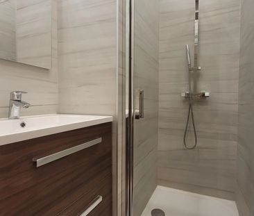 Location Appartement 2 pièces 36m² CANNES 06400 - Photo 5