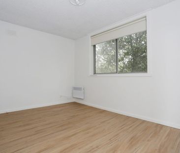 Beautiful two bedroom apartment in prime position - Photo 5