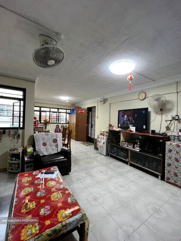 Blk 212 Bukit Batok Street 21 (Bukit Batok), HDB 4 Rooms - For Rent - Photo 2