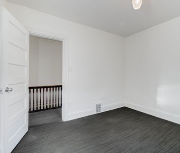 For Lease - 1239 College Street Unit# 2nd Flr, Toronto, Ontario - Photo 2