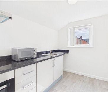 1 bedroom property to rent - Photo 3