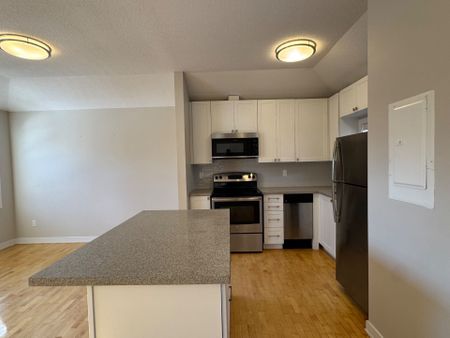 For Lease - 6 Sutherland Drive Unit# CH1, Toronto C11, Ontario - Photo 5