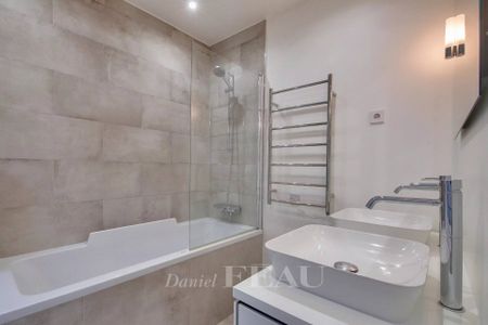 Location appartement, Paris 4ème (75004), 4 pièces, 78.08 m², ref 86402056 - Photo 2