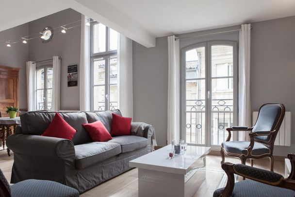 Location Appartement 3 pièces 78m² BORDEAUX 33000 - Photo 1