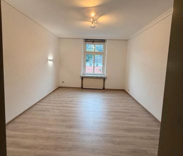 Renovierte 1,5-Zimmer-Wohnung teilmöbliert - Photo 2