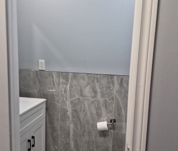 For Lease - 95 Jarwick Drive Unit# Main, Toronto, Ontario - Photo 2