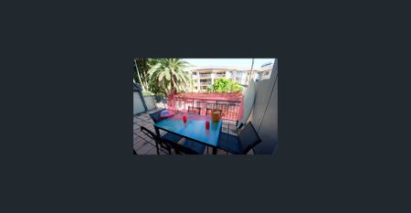 $650 per week 1 bedroom available - perfect for couples, on UQ doorstep, fully furnished - Photo 5