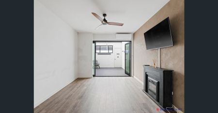 THREE BEDROOM APARTMENT - Photo 5