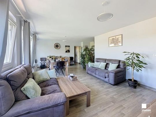 Appartement te huur - foto 1