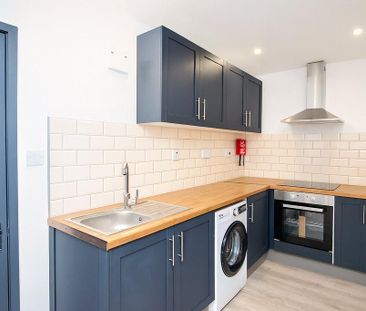 1 bedroom house of multiple occupation to rent - Photo 4