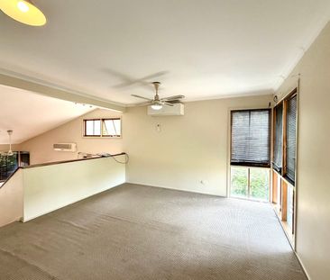 Spacious Family Home in Cherrybrook Technology High School Catchment - Photo 2