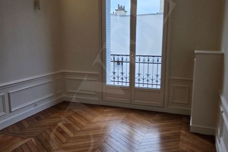 Appartement à louer à Paris 8Ème - Photo 4