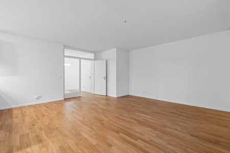 Newly renovated family apartment - Photo 3