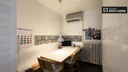 barcelona, Catalonia 08022 - Photo 2