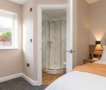 6 bedroom house of multiple occupation to rent - Photo 3