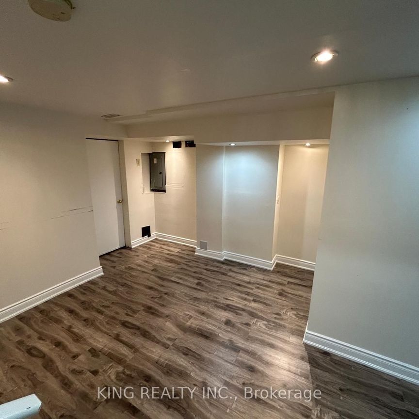 For Lease - 6415 Saratoga Way, Mississauga, Ontario - Photo 1