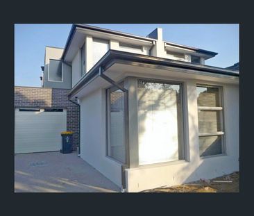 2/32 Myrtle Grove, Altona, Vic 3018 - Photo 6